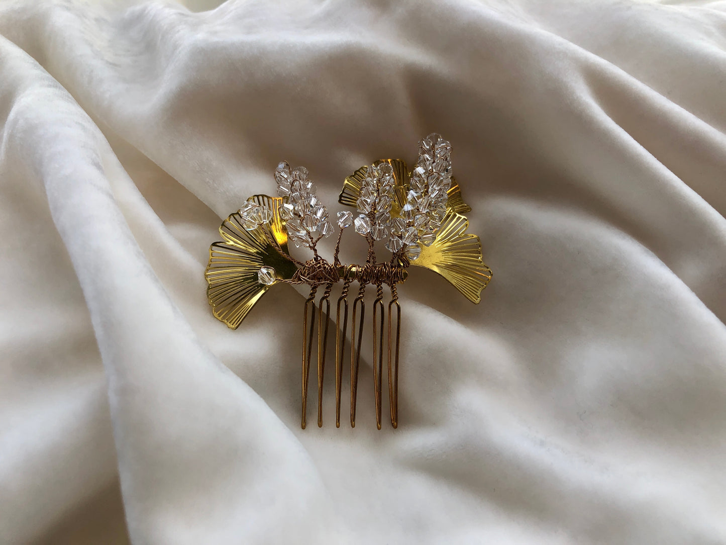 Davie & Chiyo "Greta Comb"