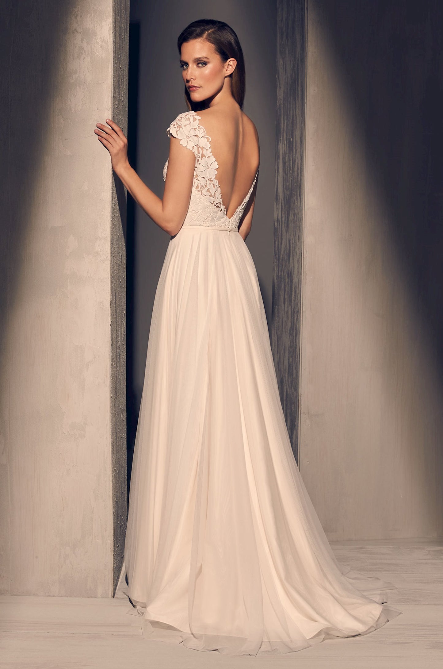 Dress 4202: Mikaella "2216" waist 42