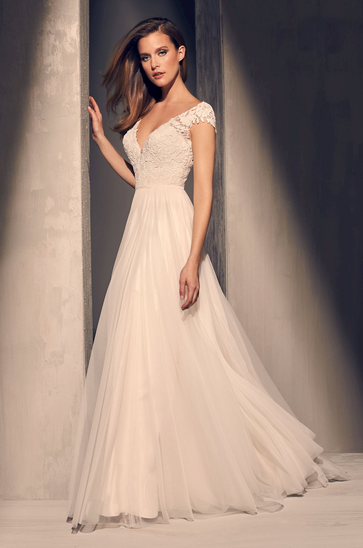 Dress 4202: Mikaella "2216" waist 42