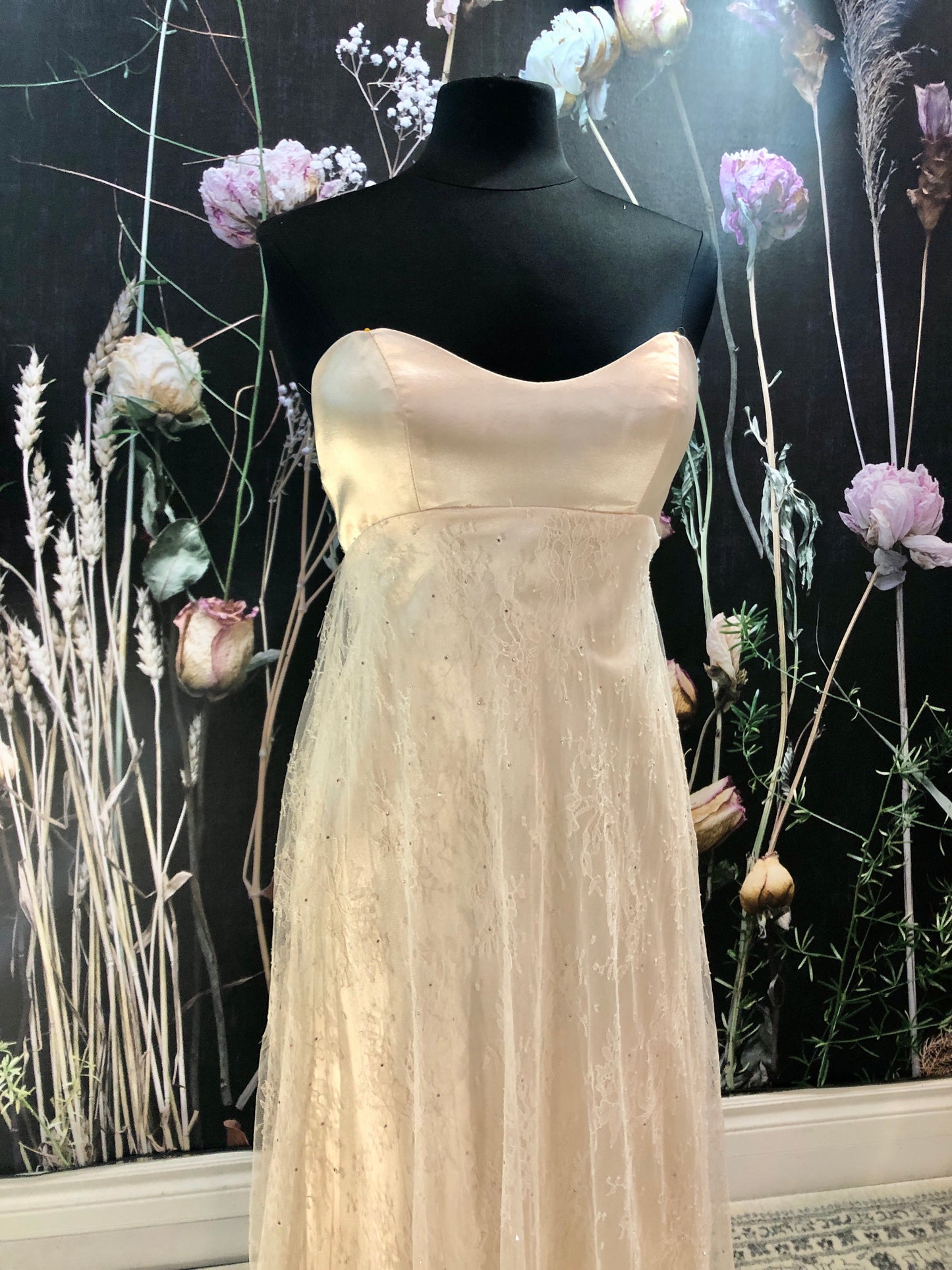 Dress 2753: EcoChic Bridal "Daphne Bridgerton" waist 27