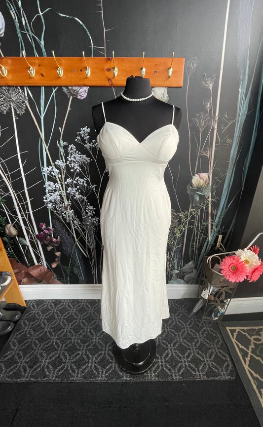 Dress 3019: Essence of Australia Waist 30