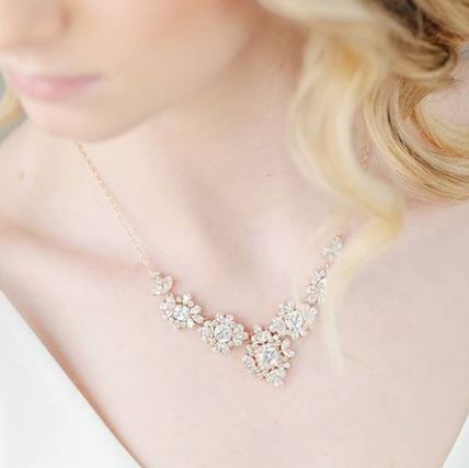 Davie & Chiyo "Roslyn Necklace"