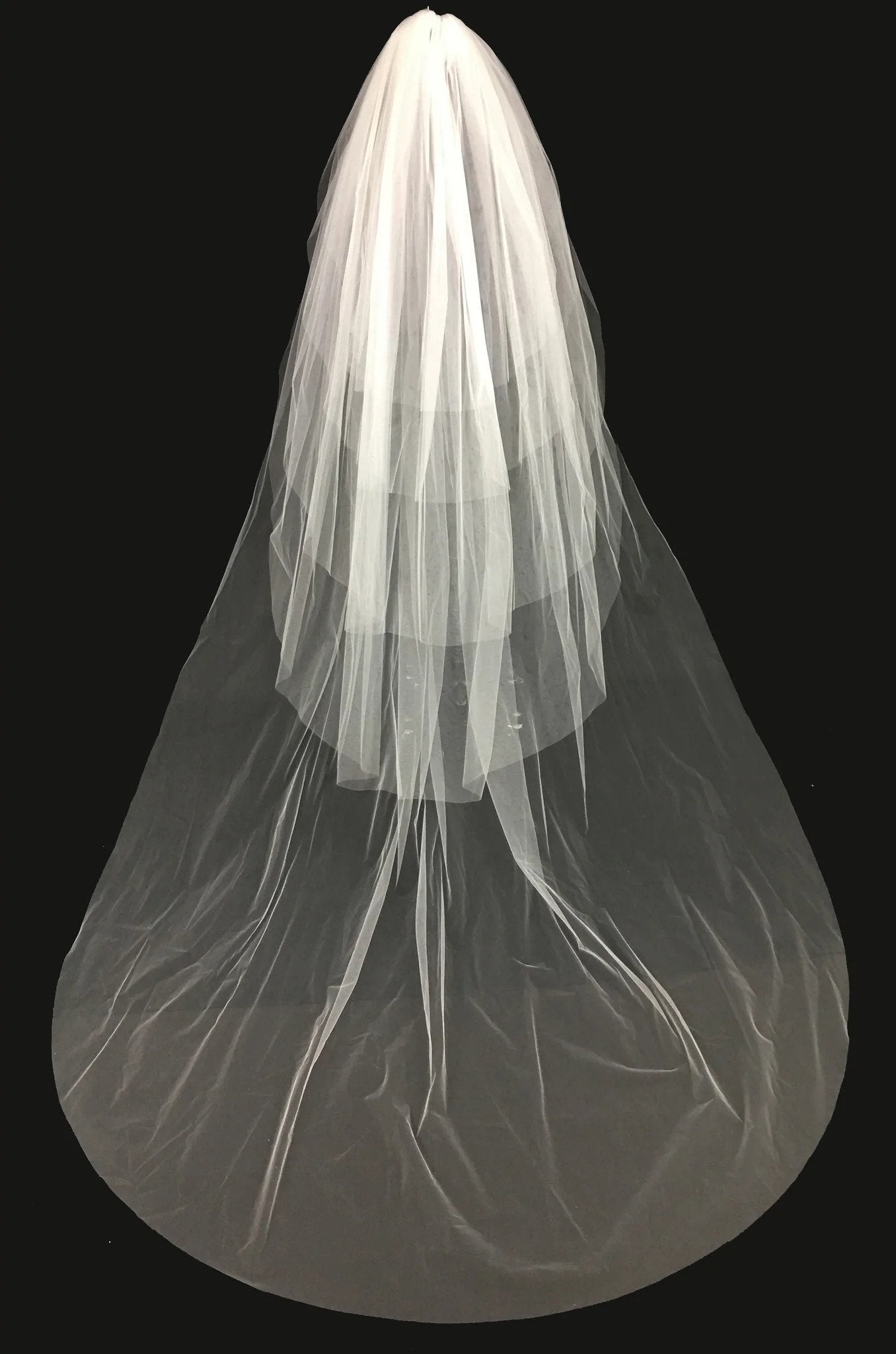 Veil V704: Rivini 5 Tier veil