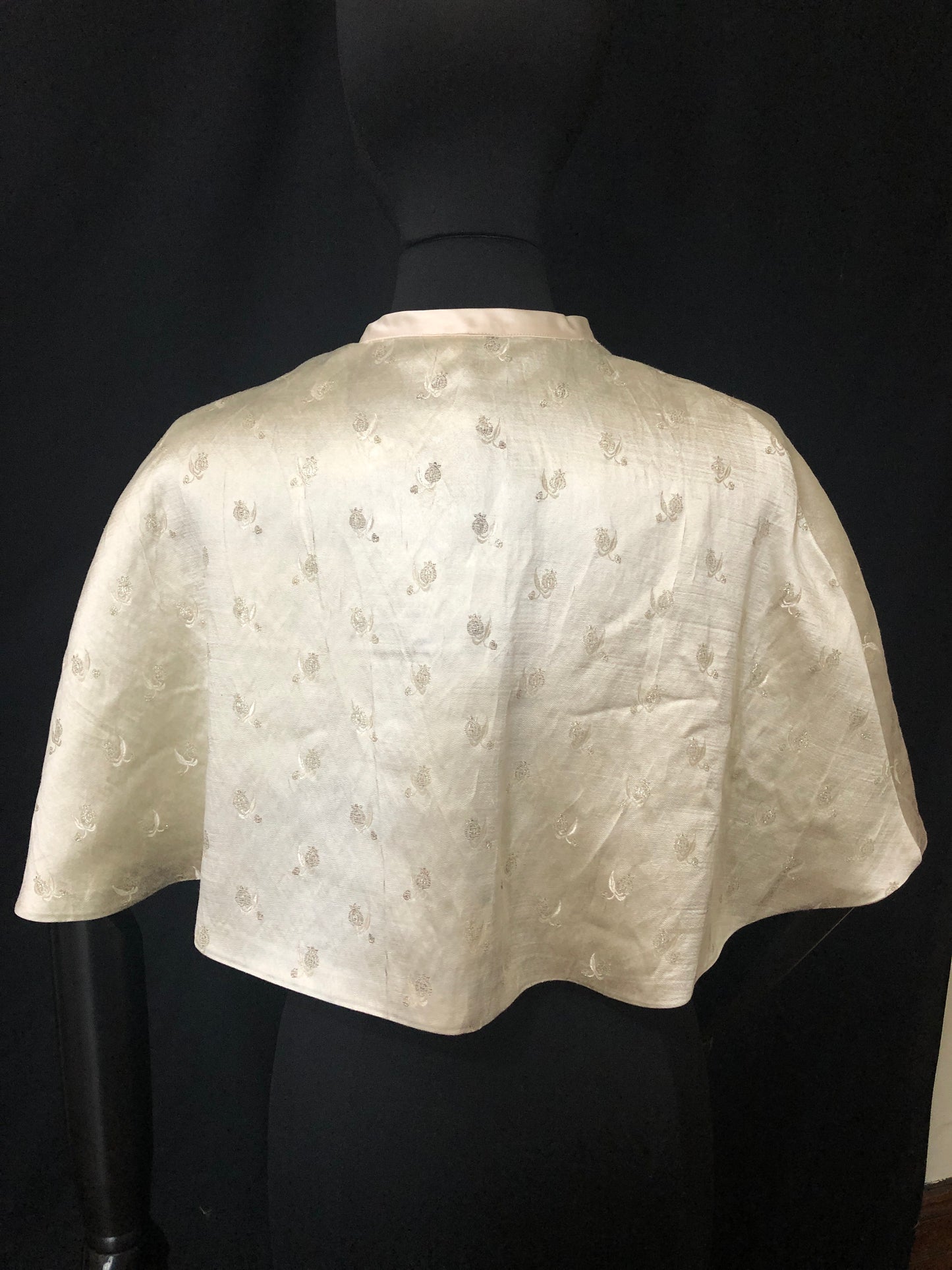 Bronze Capelet