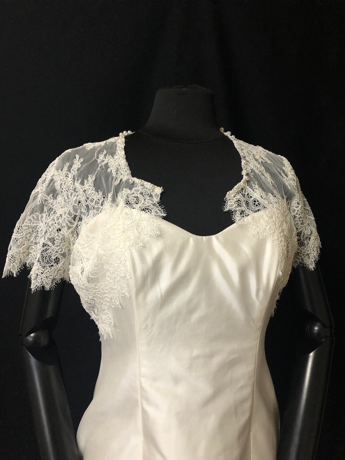 Astrid and Mercedes Lace Bolero with Pearl Collar size Small