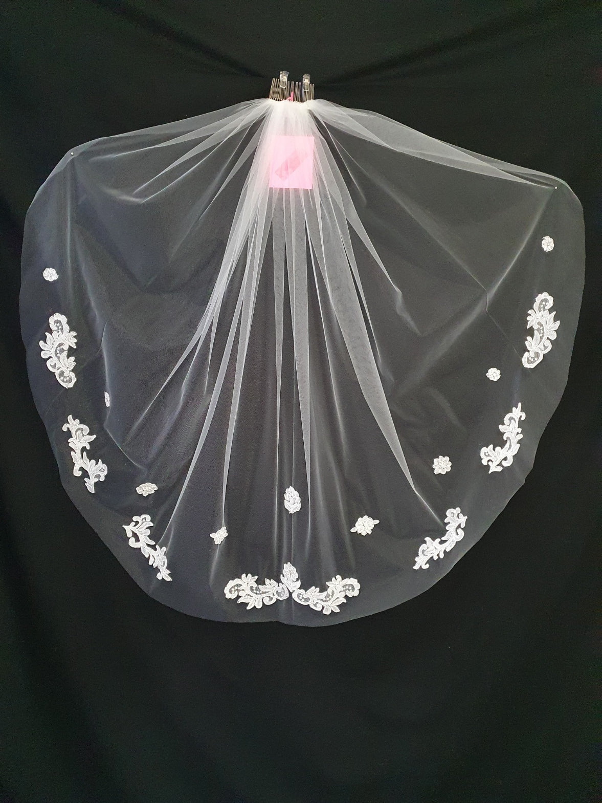 Veil 200: Fingertip light ivory veils with custom applique