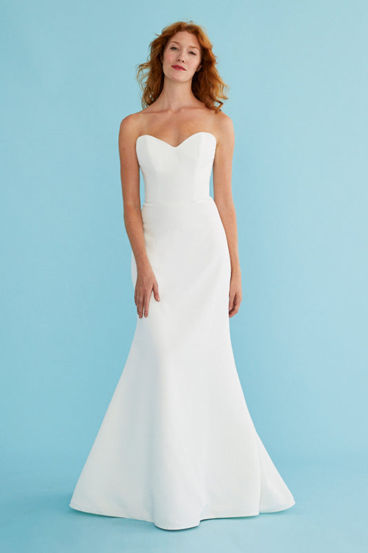 New Dress: 2706 Lea-Ann Belter "Teegan" Waist: 27