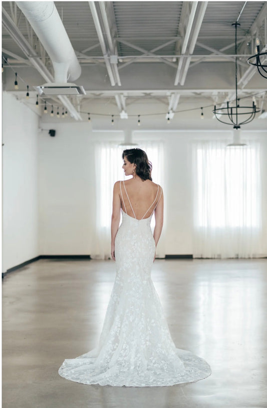 Dress: 3030 Lis Simon “Nora” Waist: 30