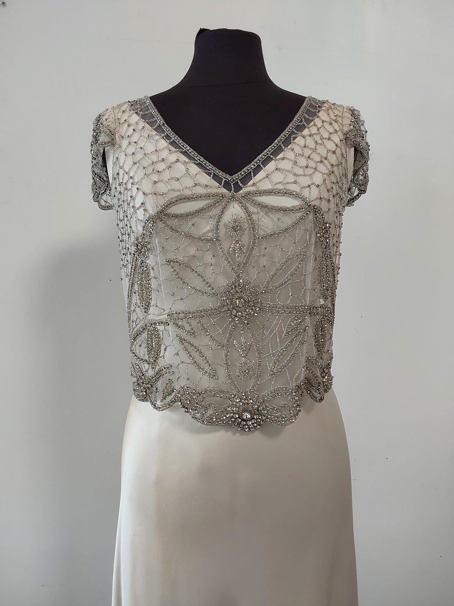 Topper 75: Anna Campbell "Daisy" Medium