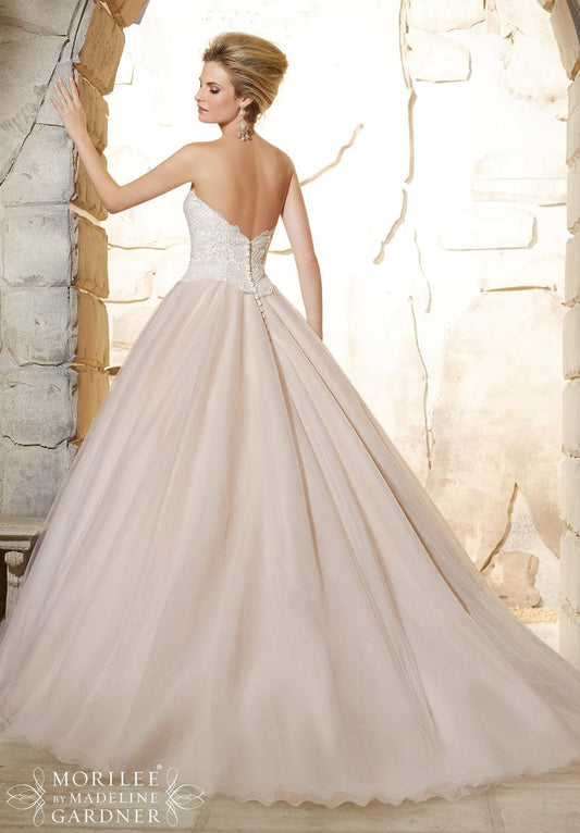 Dress: 3220 MoriLee "2777" Waist: 32