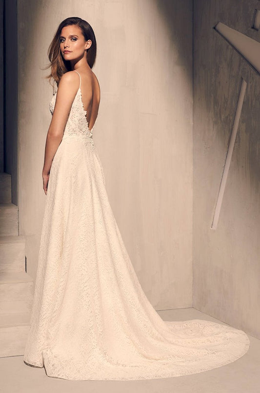 New Dress: 3106 Mikaella "2201" Waist: 31