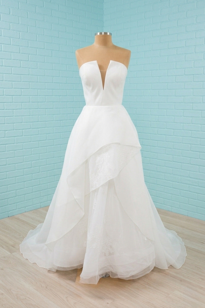 Dress: 3115 Beccar "Vence" Waist: 31