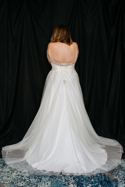 Dress 3565: La Boheme Bridal "Jade" waist 34