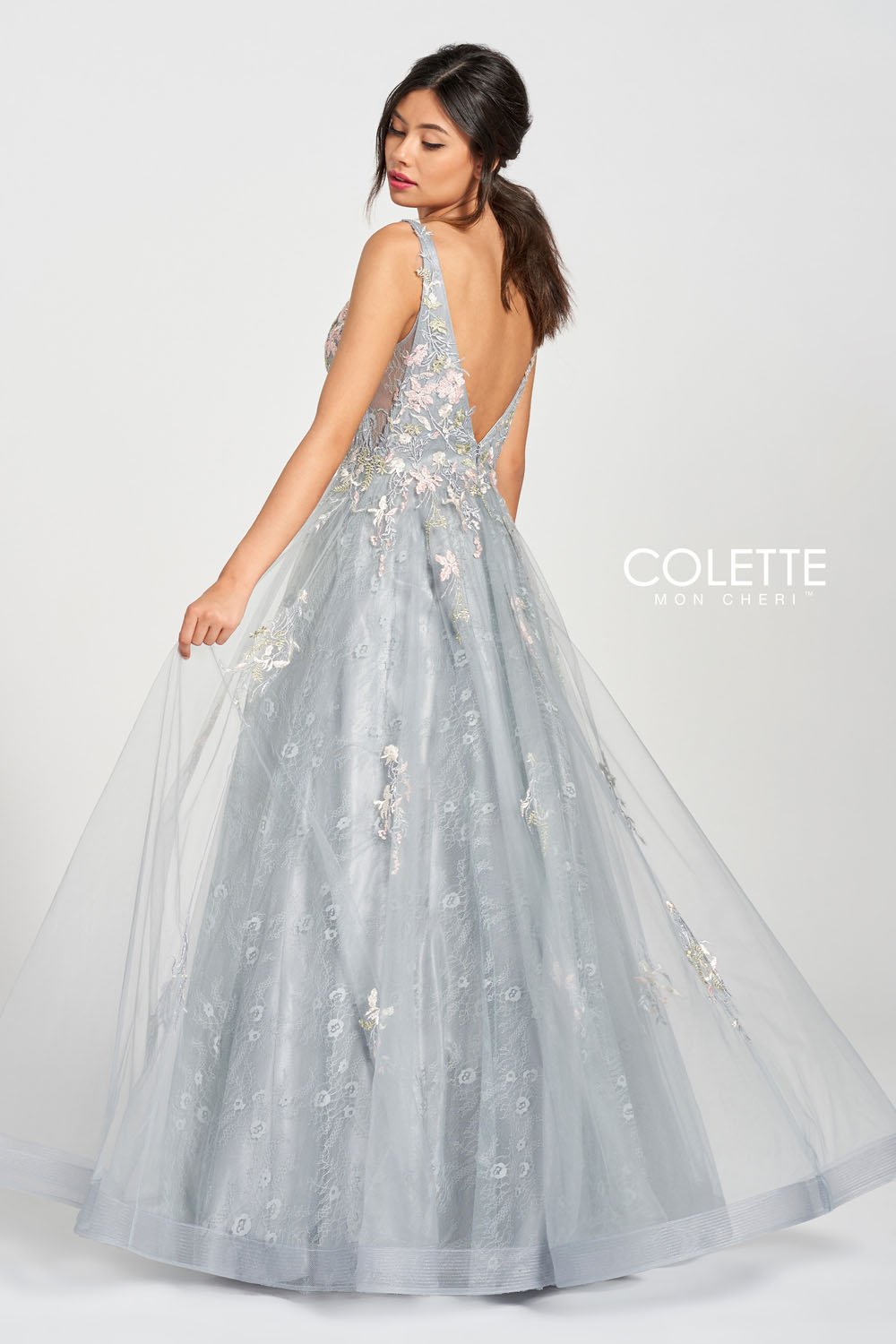 Dress: 2517 Colette for Mon Cheri “12213” Waist: 25