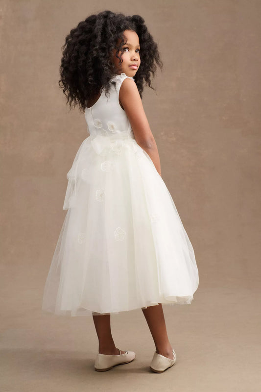FL06-02 Princess Daliana "Emmie" Size: 6