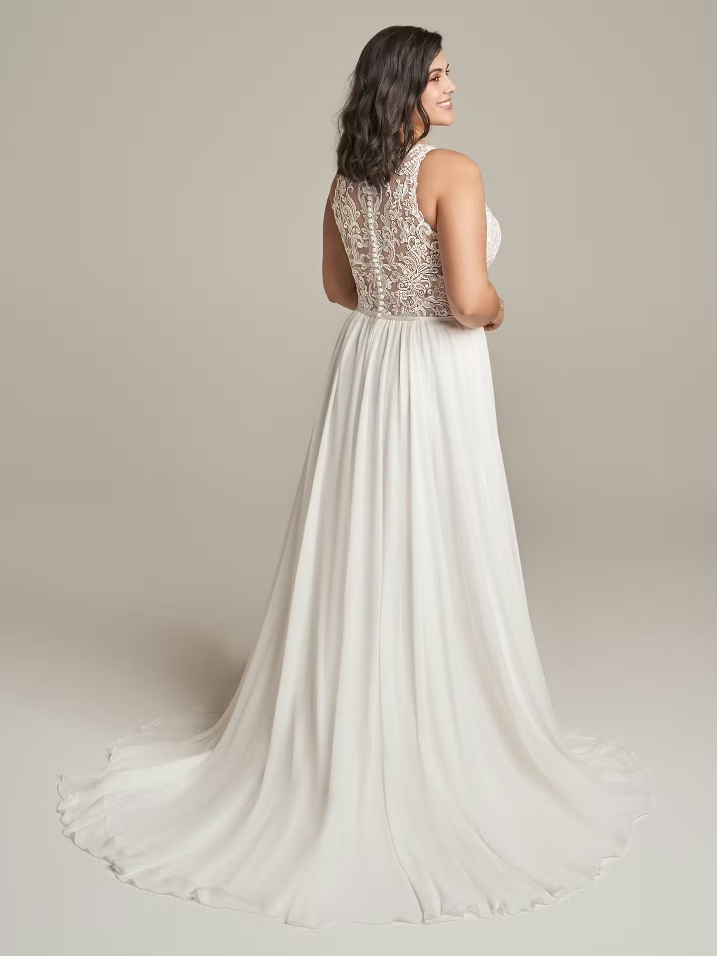 Dress: 4005 Rebecca Ingram “Tasha” Waist: 40