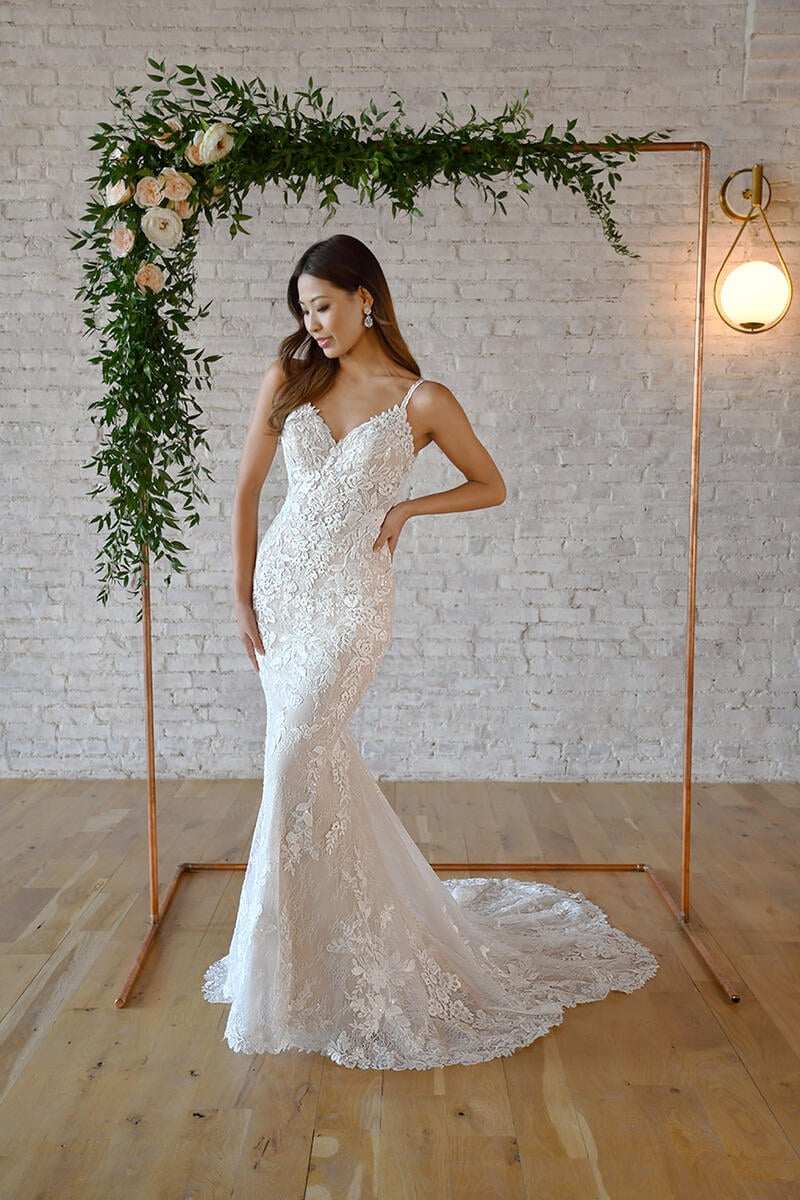 Dress: 3021 Stella York "7370" Waist: 30