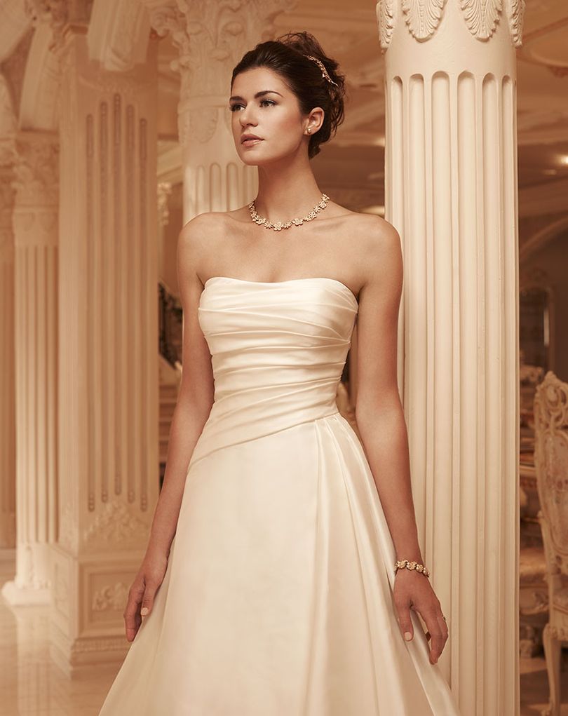 Dress: 2652 Casablanca Bridal “2101" Waist: 26