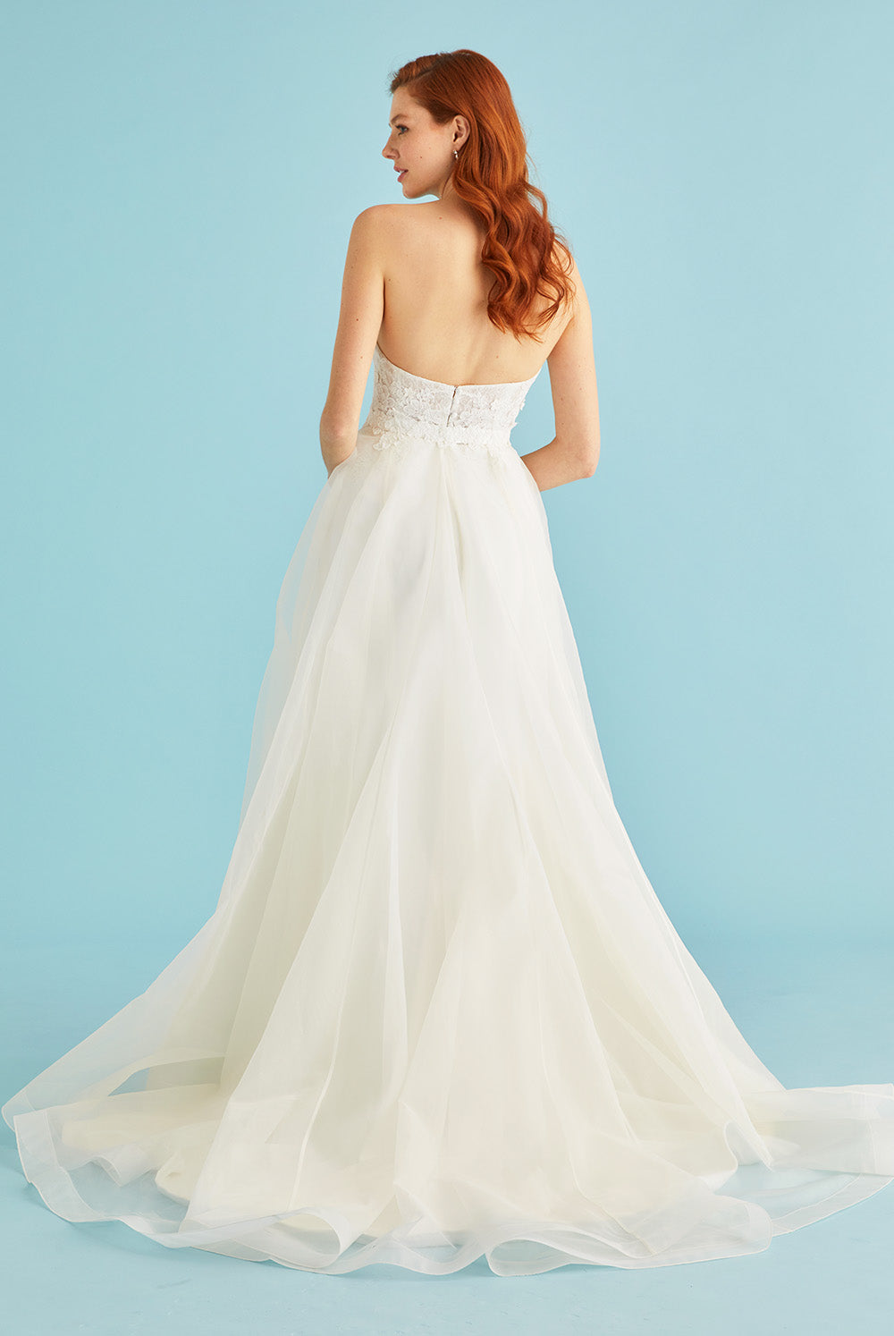 Dress: 2909 Lea-Ann Belter “Electra” Waist: 29