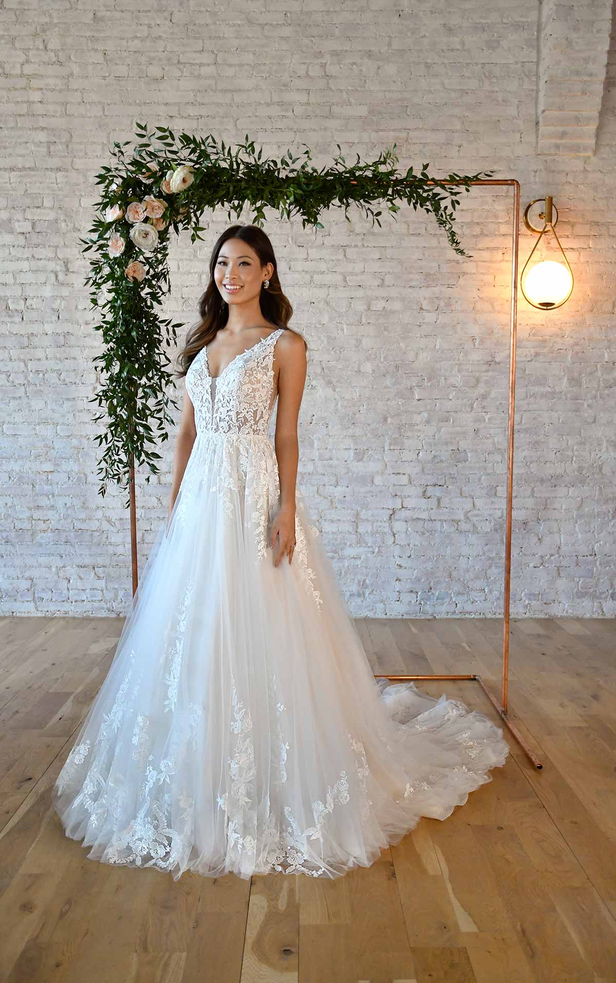 Dress: 2739 Stella York "7194" Waist: 27