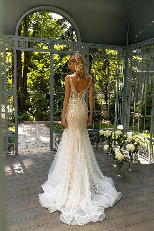 Dress: 2922 Ria Tener “April” Waist: 29