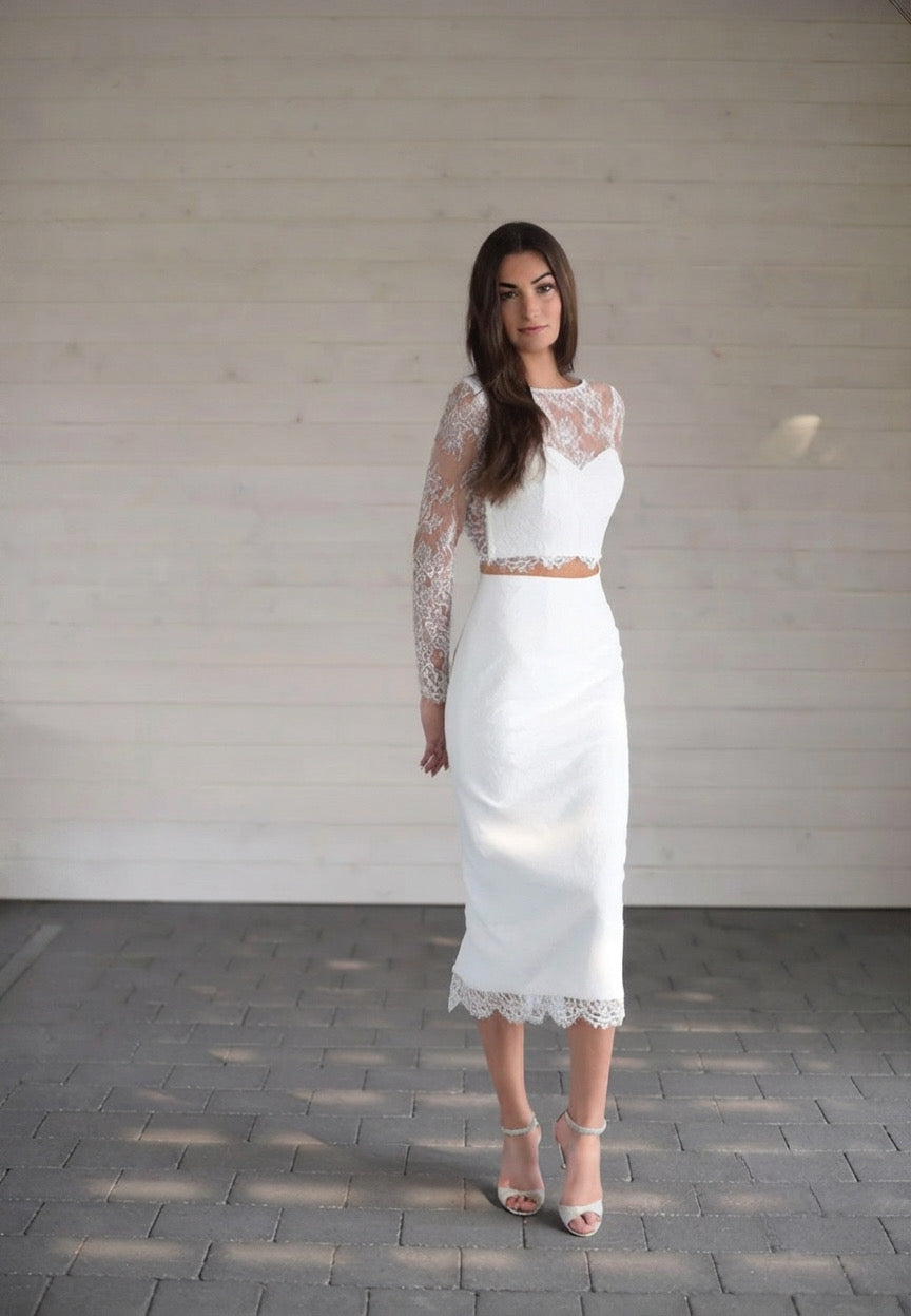 New Two-Piece: 2526 Lillian Wild “Jade” Waist: 25