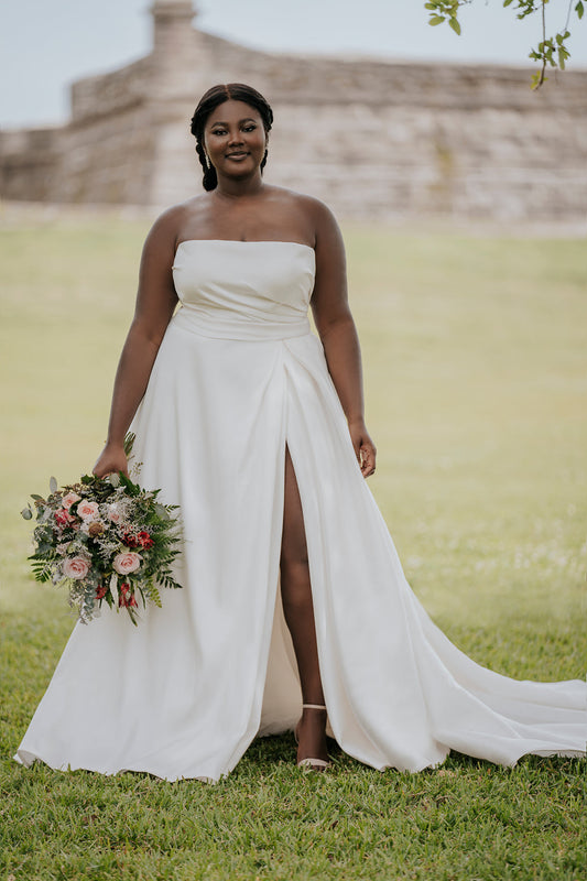 Dress: 3502 Allure Bridal “9967” Waist: 35