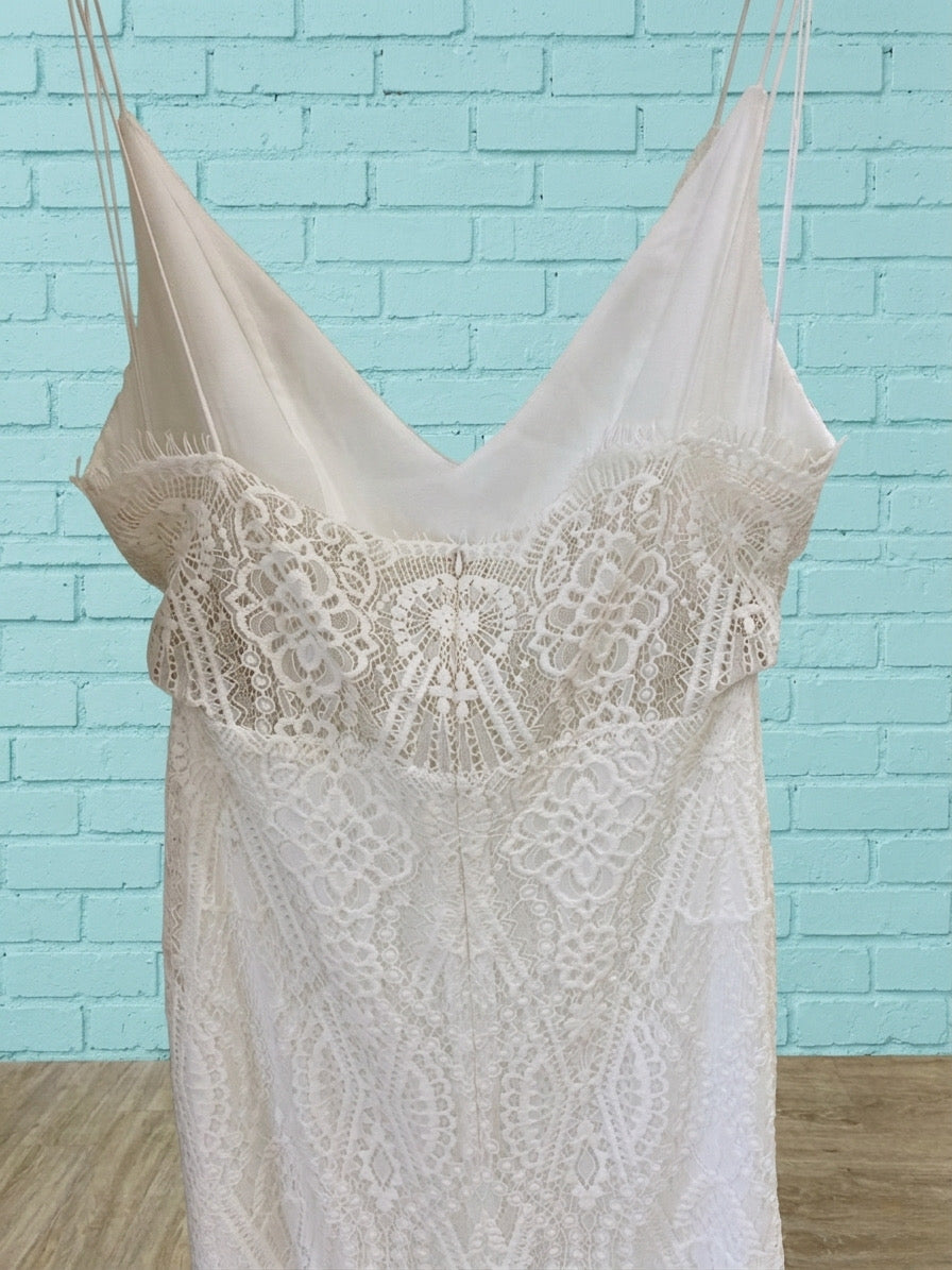 New Dress: 3113 Scout Bridal “Sunset” Waist: 31