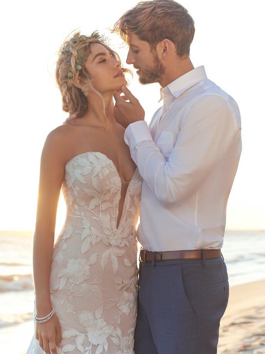 Dress: 3211 Rebecca Ingram “Hattie” Waist: 32