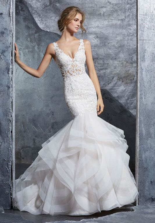 Dress: 2827 Morilee “Kayla" Waist: 28