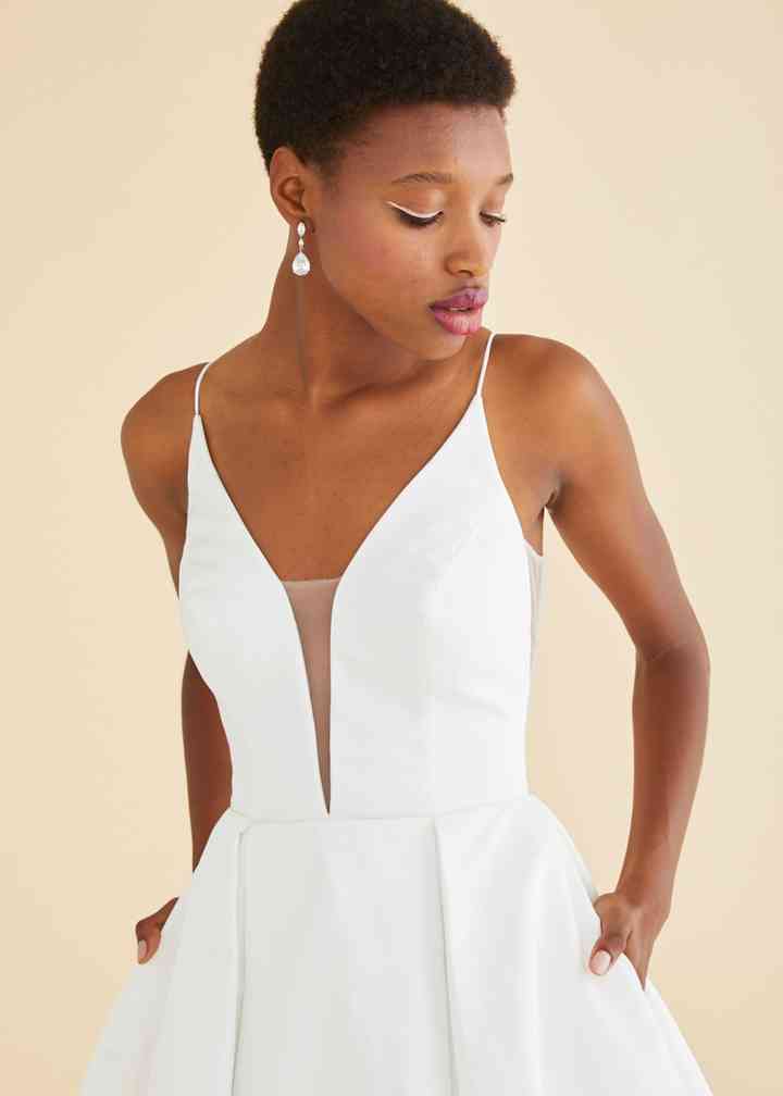 Dress: 2907 Astrid & Mercedes “Wish” Waist: 29