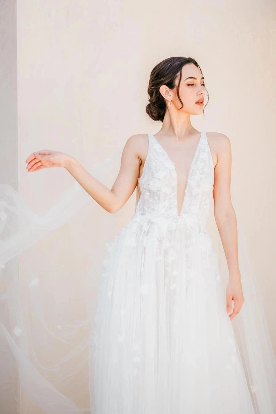 Dress: 2524 Watters “Calia” Waist: 25