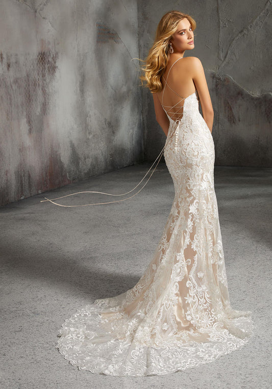 Dress: 2906 Morilee “Laura” Waist: 29