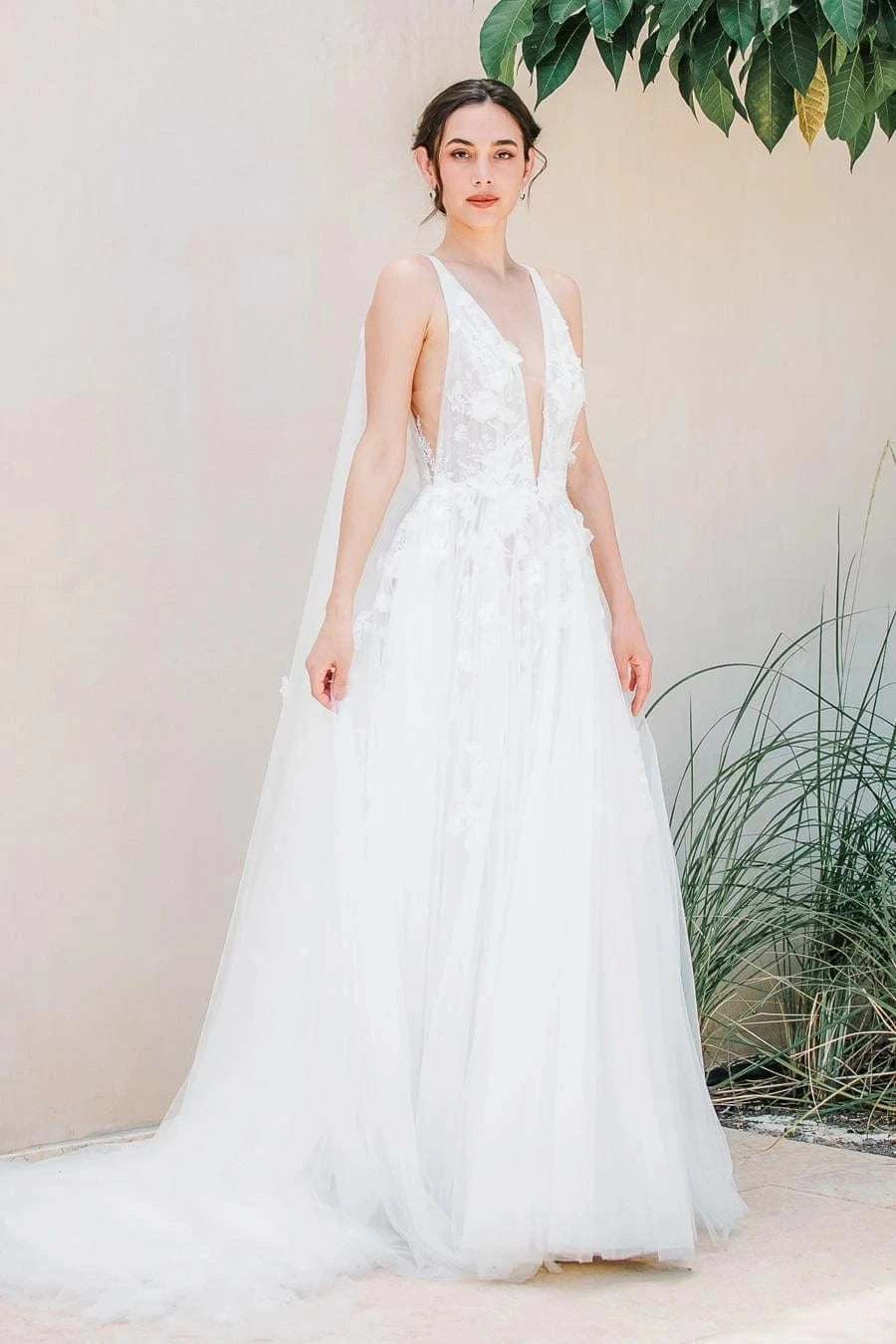 Dress: 2524 Watters “Calia” Waist: 25
