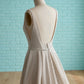 Dress: 3101 Maggie Sottero “Nolan” Waist: 31