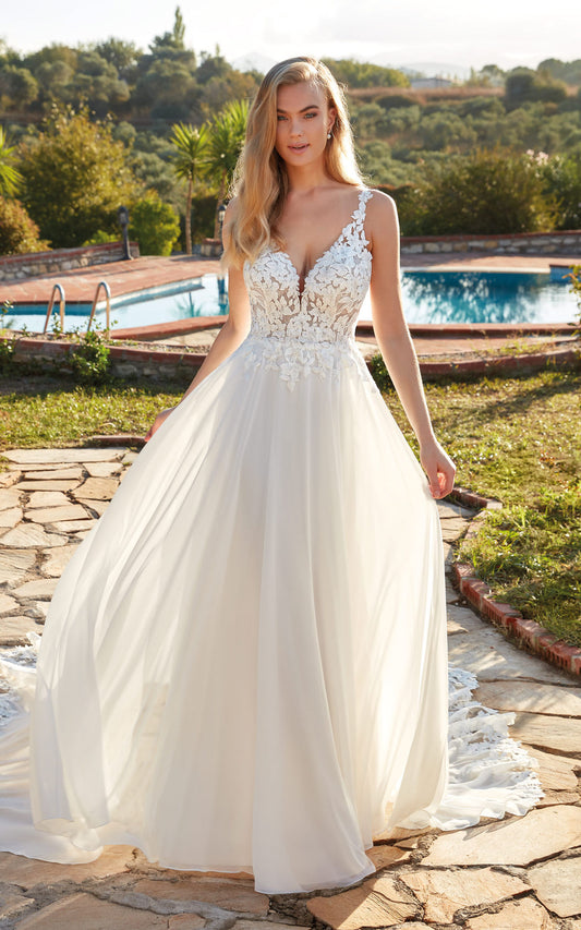 Dress: 3418 Eddy K "EK1404" Waist: 34