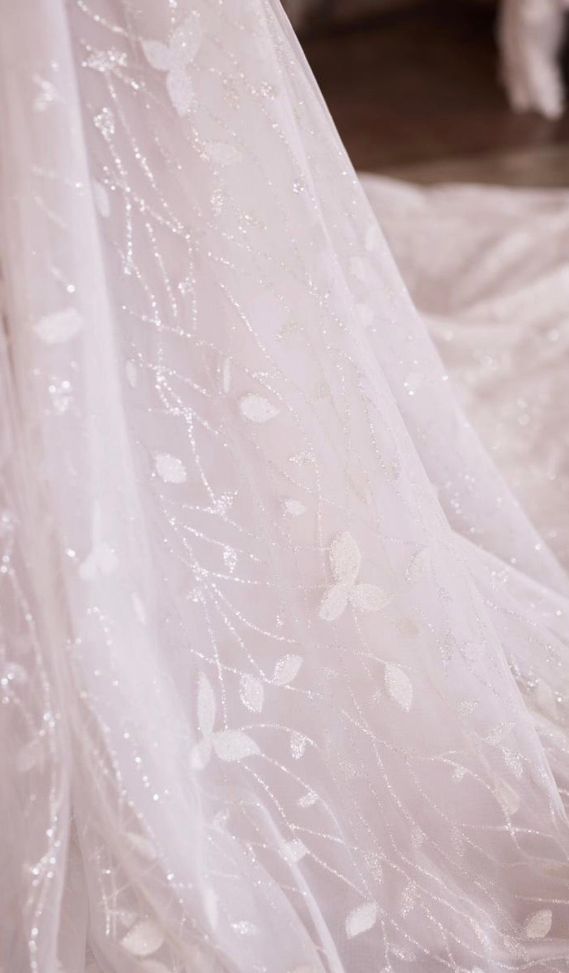 Dress: 3310 Rebecca Ingram “Sigrid” Waist: 33