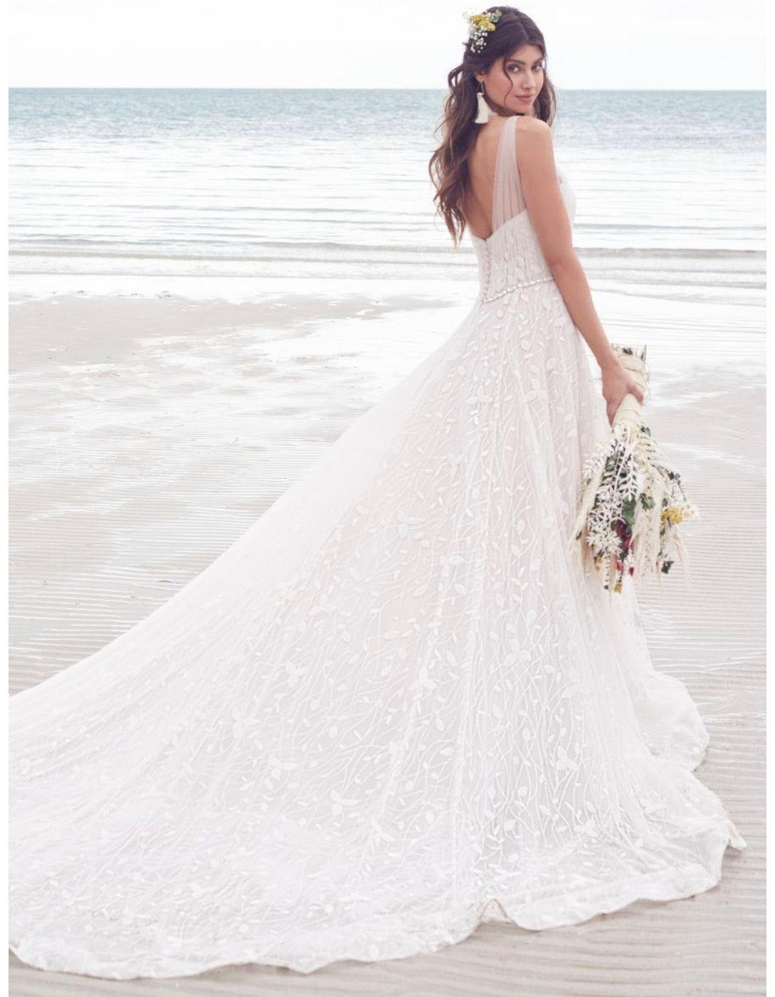 Dress: 3310 Rebecca Ingram “Sigrid” Waist: 33