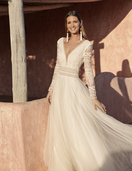 New Dress: 2706 Marylise "Donatienne" Waist: 27