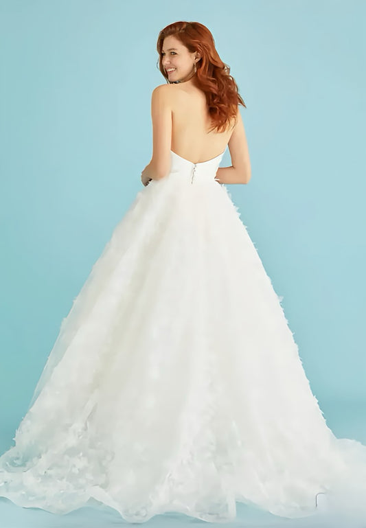 Dress: 2708 Lea-Ann Belter “Solaris” Waist: 27