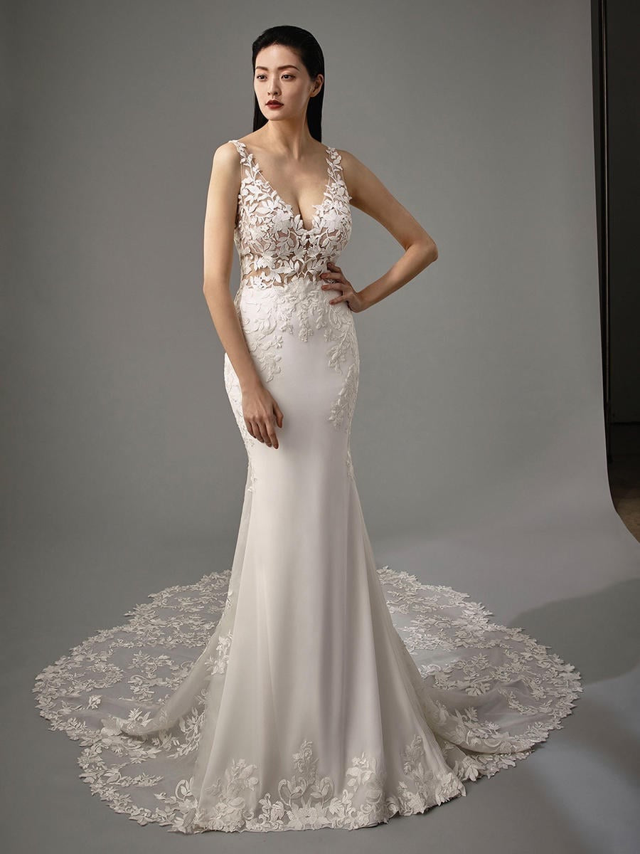 Dress: 3204 Blue by Enzoani “Malia” Waist: 32