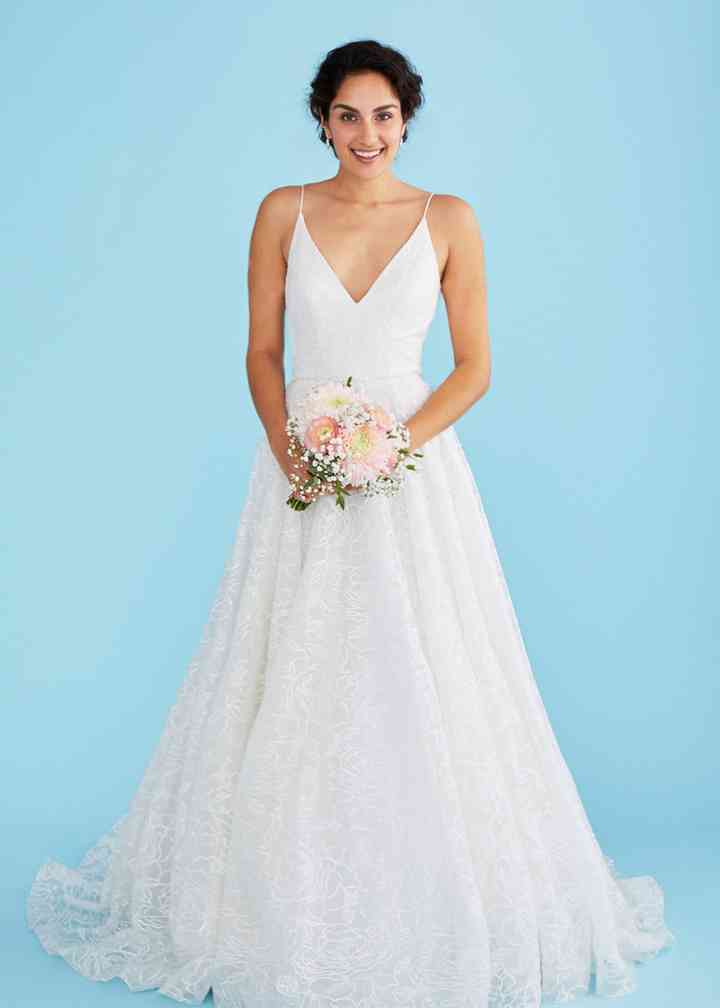 Dress: 2803 Lea-Ann Belter “Naomi” Waist: 28