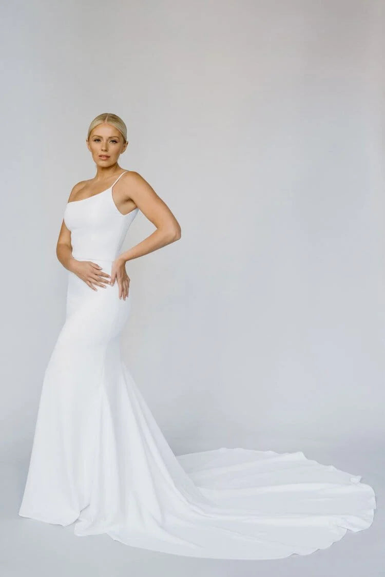 Dress: 3220 Alyssa Kristin “Jess” Waist: 32