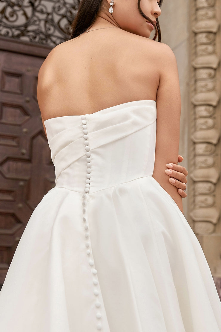 Dress: 2504 Essense of Australia “D395” Waist: 25