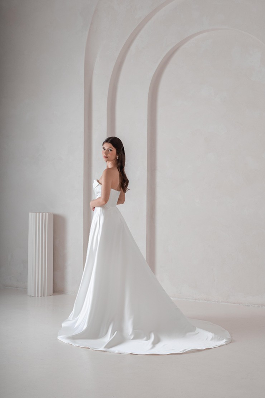 Dress: 3004 Ritzy Bridal “R24W12” Waist: 30