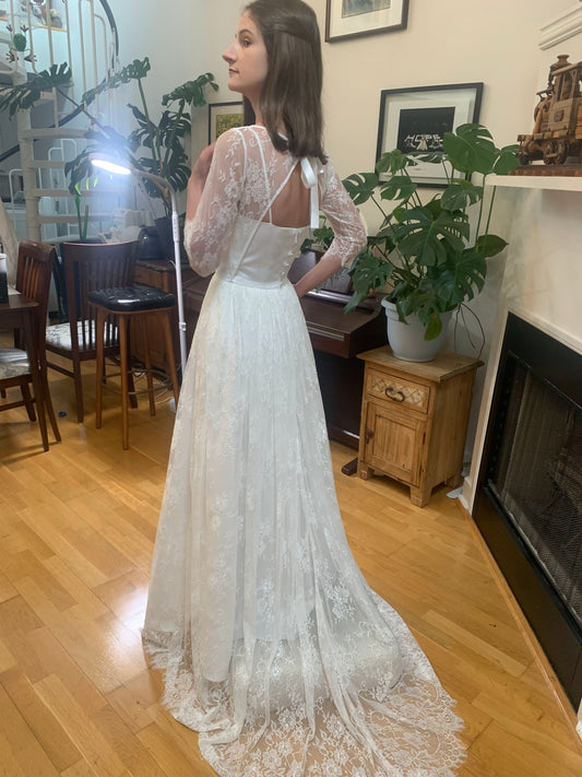 Dress 5728: White Studio Bridal Waist 25