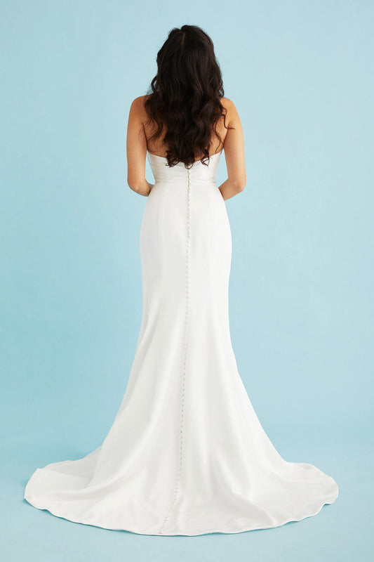 New Dress: 3016  Lea-Ann Belter "Amor" Waist: 30