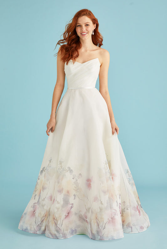 New Dress: 2816 Lea-Ann Belter "Rhea" Waist: 28