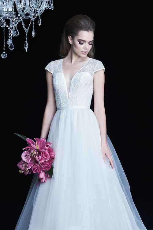 Dress: 2746 Paloma Blanca "4762"  Waist: 27