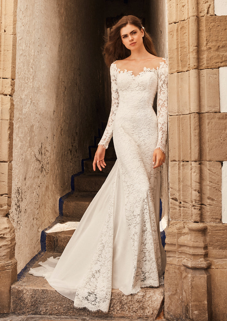 Dress 3413: White One Bridal "Tay" waist 34